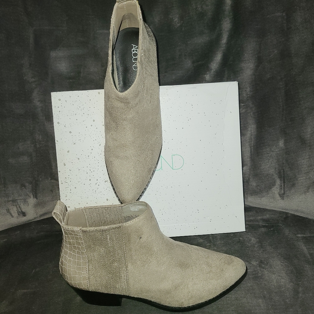 Abound Bootie NWT 9M